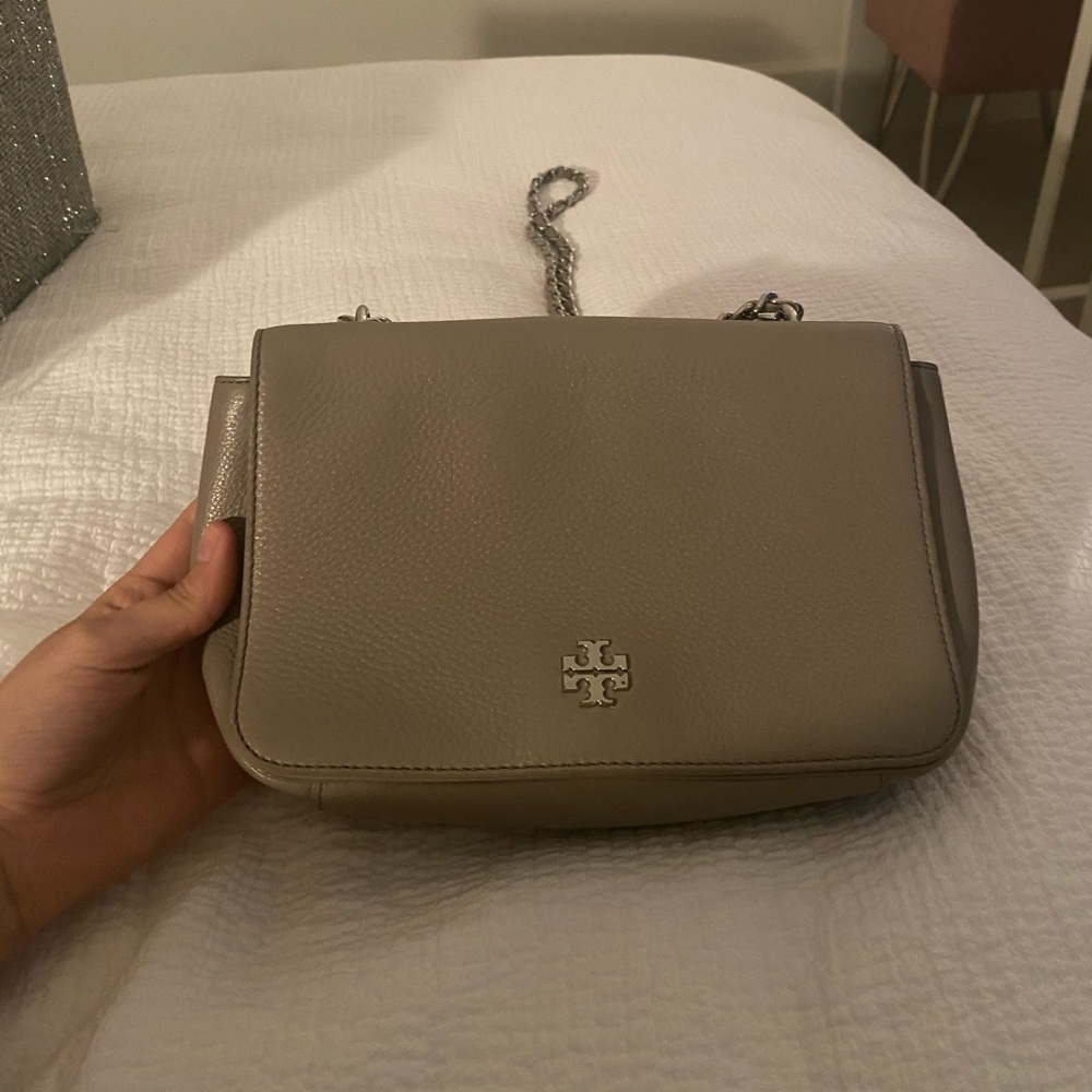 Tory Burch Chain Shoulder Bag